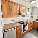 Hyde Park One Bedroom Apartment