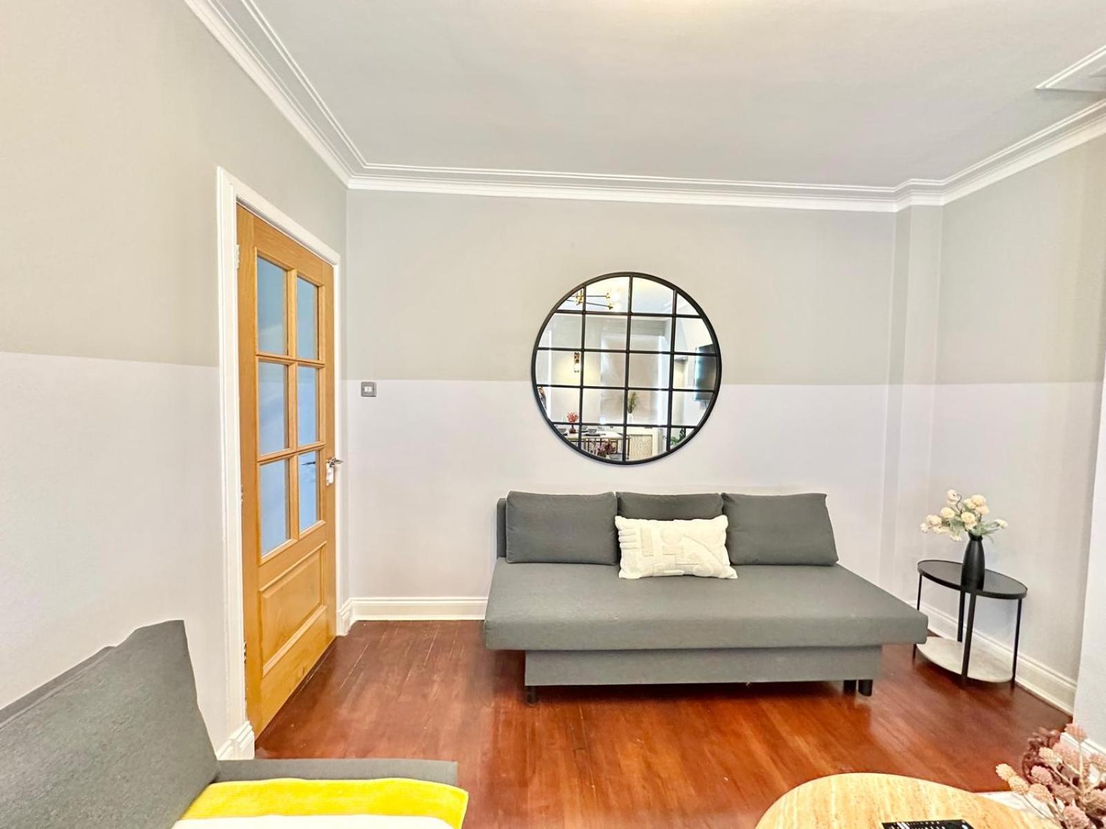 Hyde Park One Bedroom